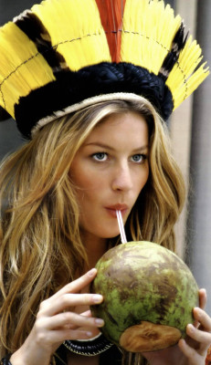 Gisele Bundchen pic #73588